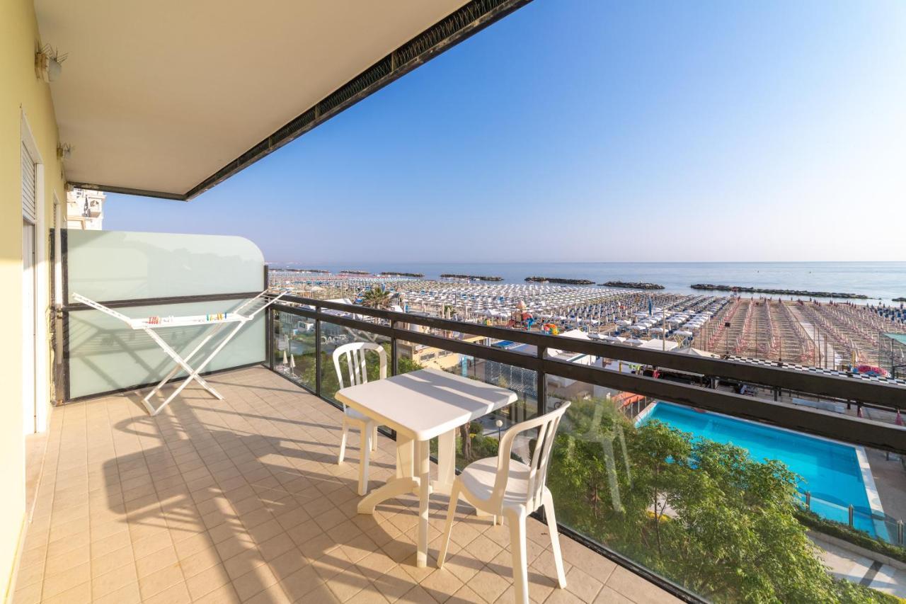 Hotel Royal Cattolica Exterior photo