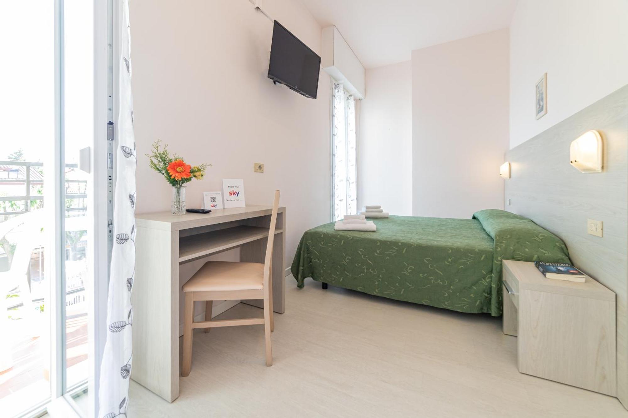 Hotel Royal Cattolica Exterior photo