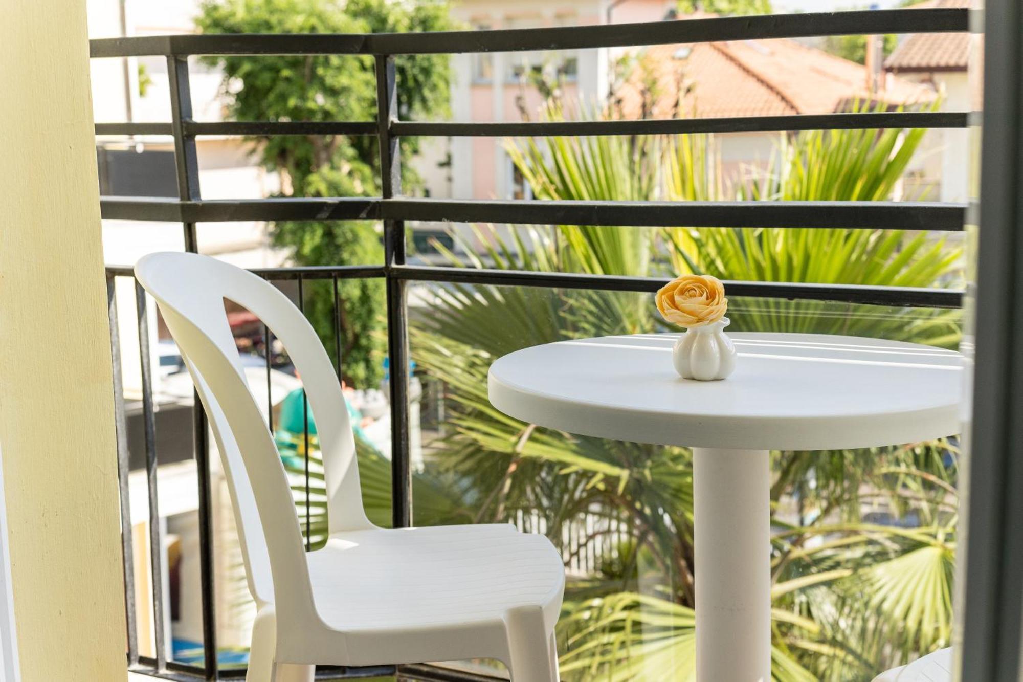 Hotel Royal Cattolica Exterior photo